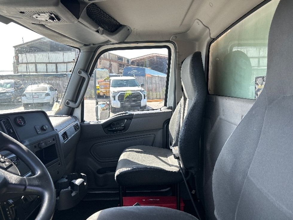 Refrigerated Truck-Light and Medium Duty Trucks-International-2019-MV607-West Sacramento-CA-125,748\n\t\tmiles-$ 47,250 - Image 18
