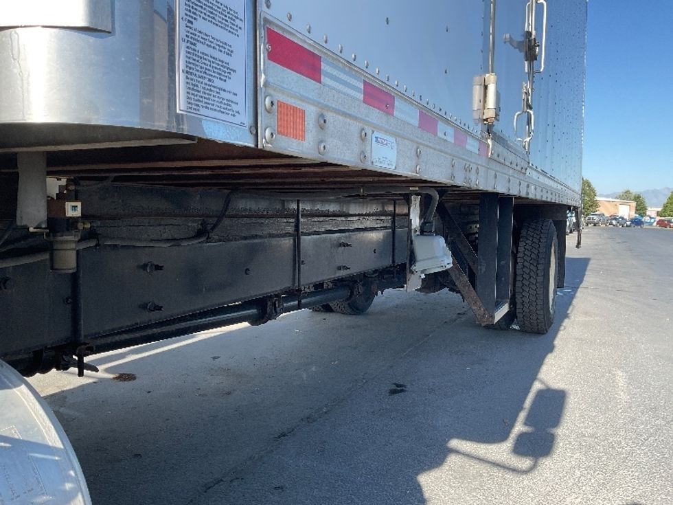 Refrigerated Truck-Light and Medium Duty Trucks-International-2019-MV607-West Valley City-UT-125,101\n\t\tmiles-$ 59,750 - Image 5