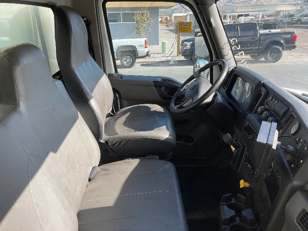 Refrigerated Truck-Light and Medium Duty Trucks-International-2019-MV607-West Valley City-UT-125,101\n\t\tmiles-$ 59,750 - Image 22