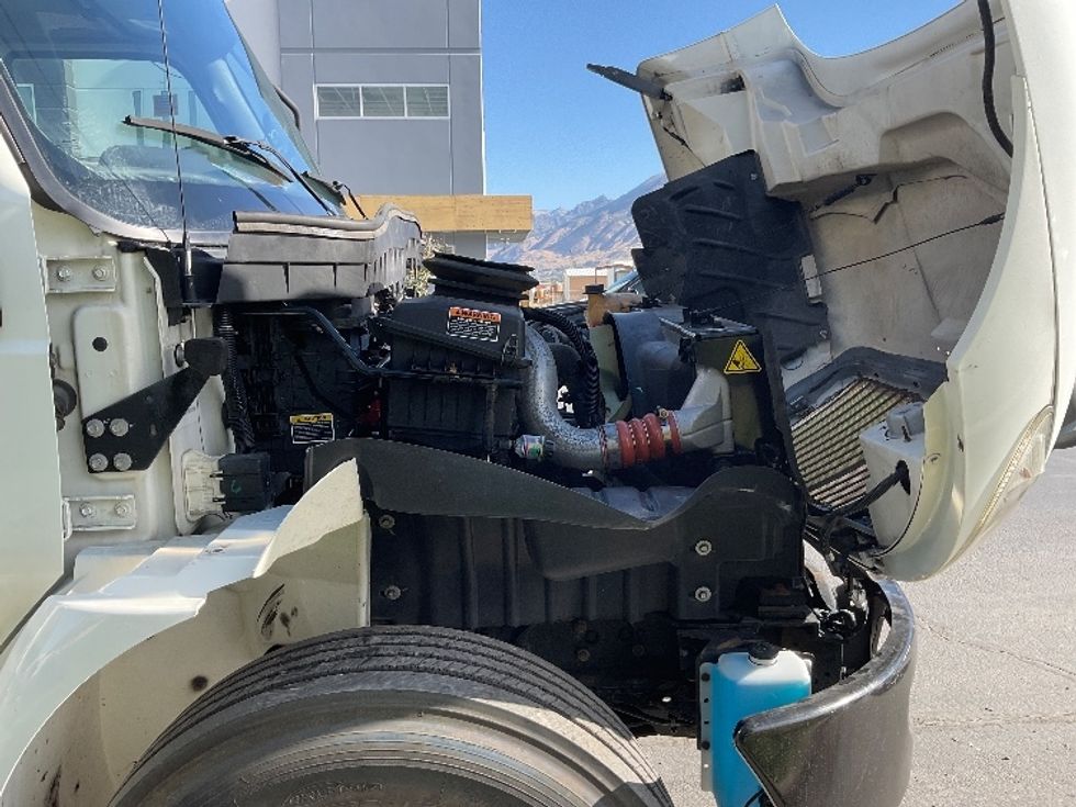 Refrigerated Truck-Light and Medium Duty Trucks-International-2019-MV607-West Valley City-UT-125,101\n\t\tmiles-$ 59,750 - Image 23