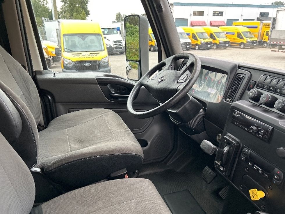 Refrigerated Truck-Light and Medium Duty Trucks-International-2020-MV607-Abbotsford-BC-187,109\n\t\tkm-$ 53,000 - Image 21