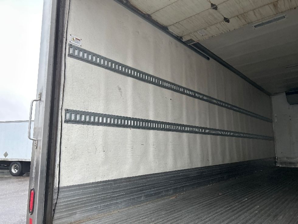 Refrigerated Truck-Light and Medium Duty Trucks-International-2020-MV607-Akron-OH-177,436\n\t\tmiles-$ 57,000 - Image 11