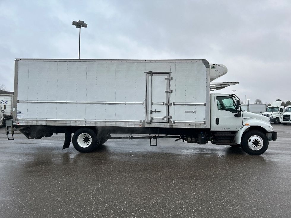 Refrigerated Truck-Light and Medium Duty Trucks-International-2020-MV607-Akron-OH-177,436\n\t\tmiles-$ 57,000 - Image 15