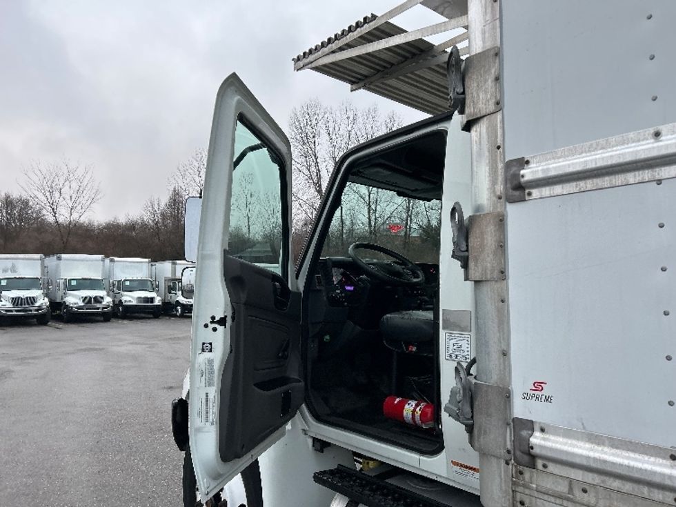 Refrigerated Truck-Light and Medium Duty Trucks-International-2020-MV607-Akron-OH-177,436\n\t\tmiles-$ 57,000 - Image 16