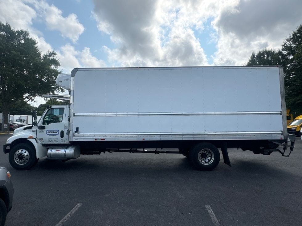 Refrigerated Truck-Light and Medium Duty Trucks-International-2020-MV607-Alexandria-VA-141,875\n\t\tmiles-$ 58,250 - Image 4