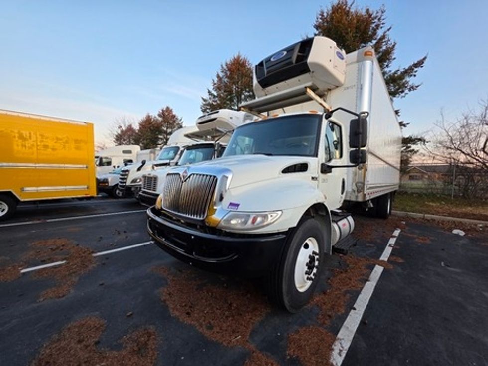 Refrigerated Truck-Light and Medium Duty Trucks-International-2020-MV607-Allentown-PA-221,684\n\t\tmiles-$ 46,750 - Image 3