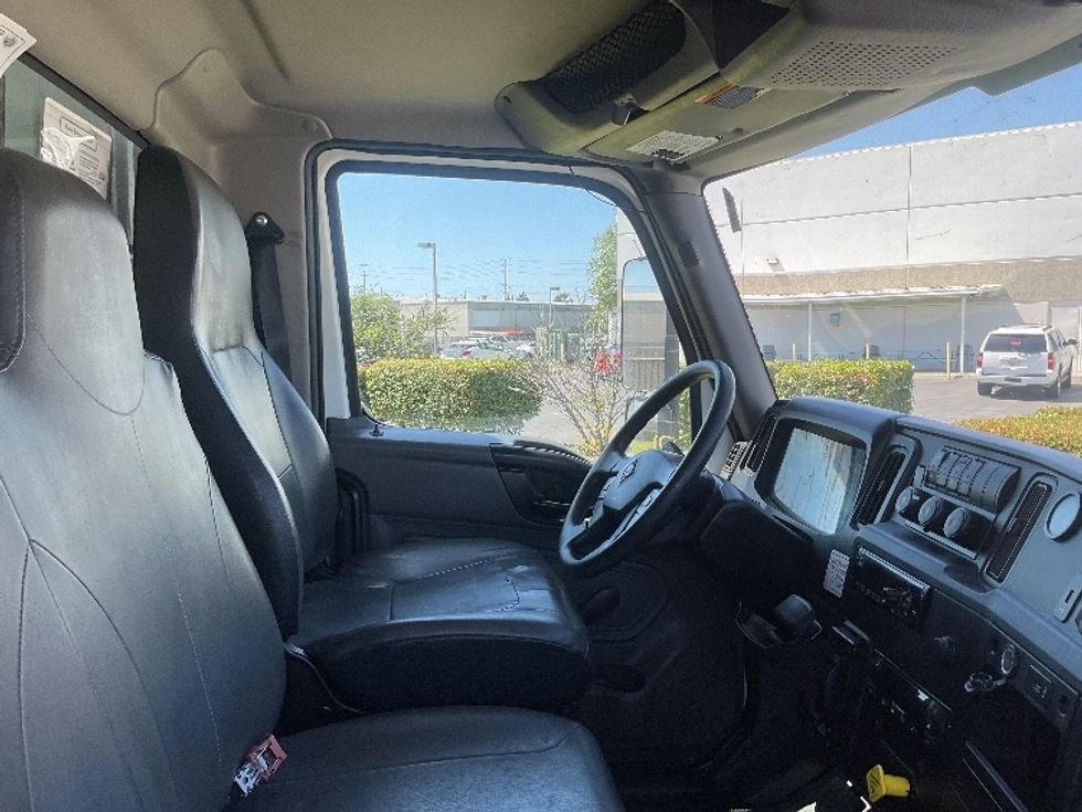 Refrigerated Truck-Light and Medium Duty Trucks-International-2020-MV607-Anaheim-CA-124,350\n\t\tmiles-$ 67,750 - Image 22
