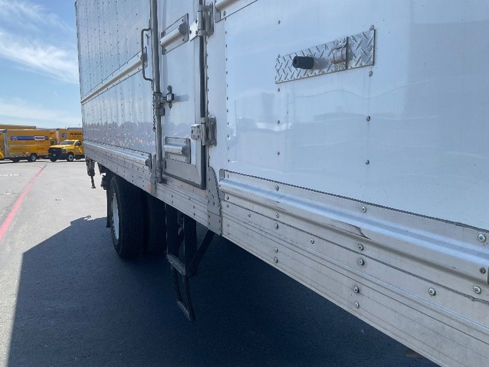 Refrigerated Truck-Light and Medium Duty Trucks-International-2020-MV607-Anaheim-CA-124,350\n\t\tmiles-$ 67,750 - Image 27