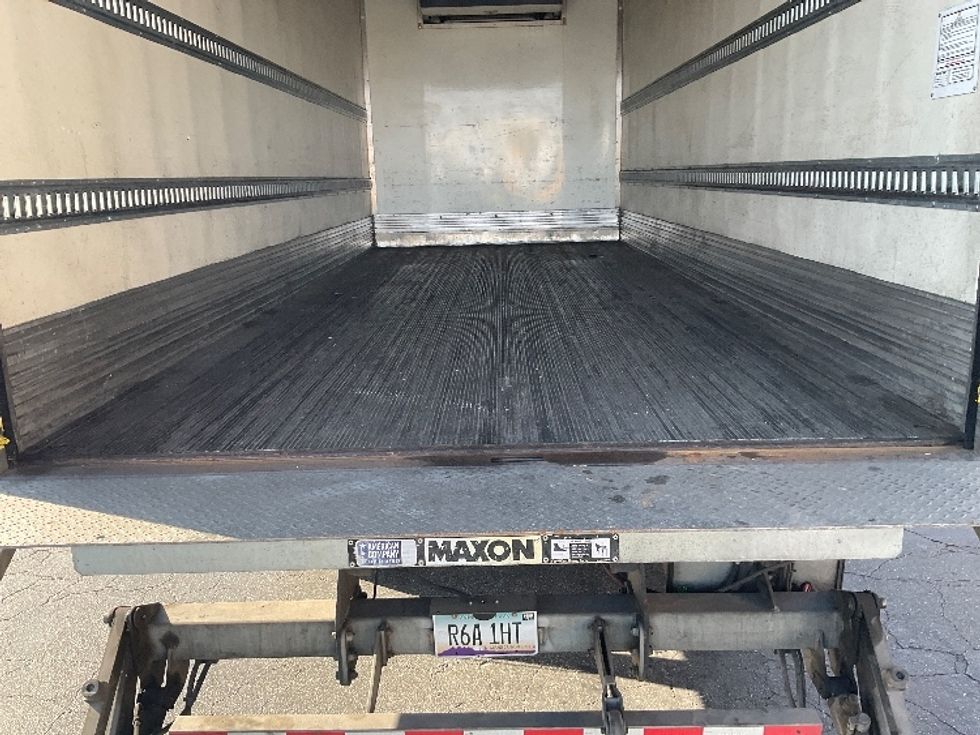 Refrigerated Truck-Light and Medium Duty Trucks-International-2020-MV607-Anaheim-CA-92,558\n\t\tmiles-$ 62,250 - Image 10