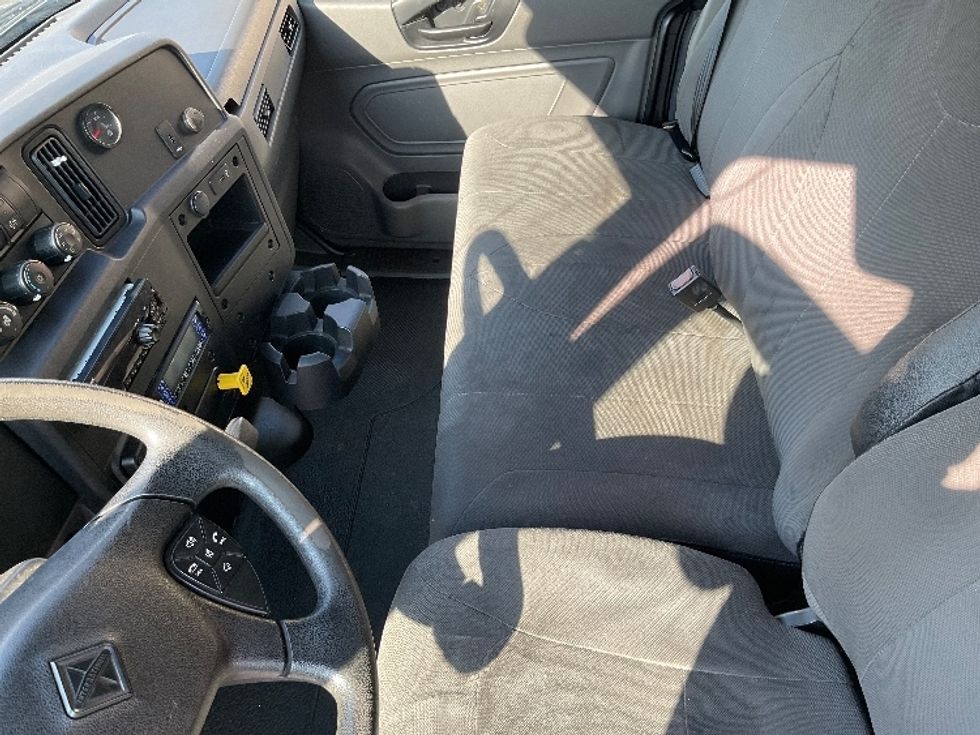 Refrigerated Truck-Light and Medium Duty Trucks-International-2020-MV607-Anaheim-CA-92,558\n\t\tmiles-$ 62,250 - Image 19