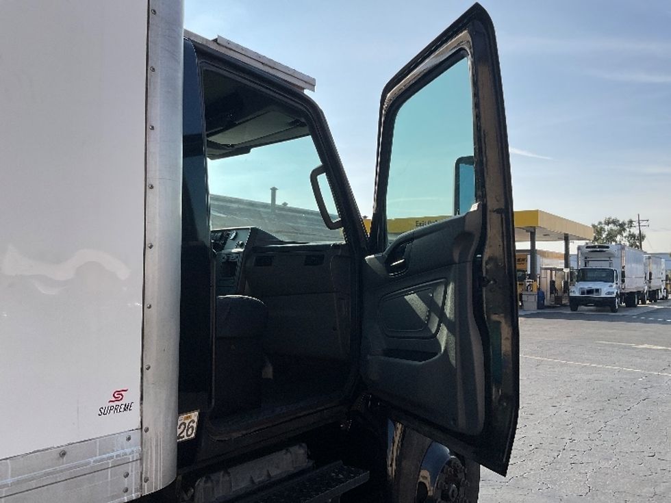 Refrigerated Truck-Light and Medium Duty Trucks-International-2020-MV607-Anaheim-CA-92,558\n\t\tmiles-$ 62,250 - Image 20