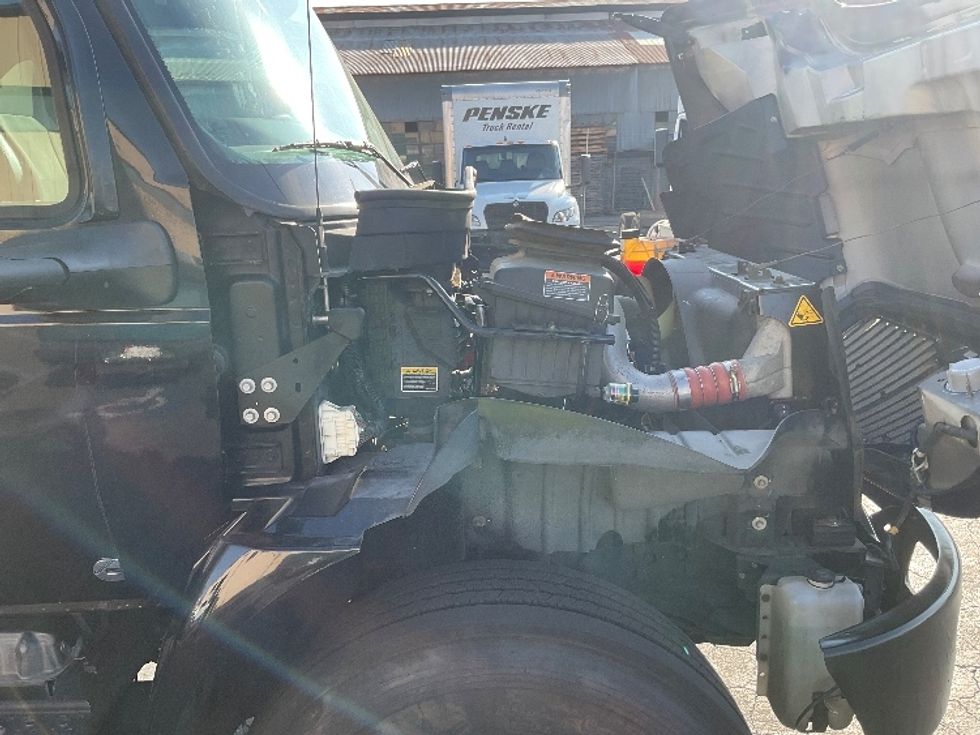 Refrigerated Truck-Light and Medium Duty Trucks-International-2020-MV607-Anaheim-CA-92,558\n\t\tmiles-$ 62,250 - Image 23