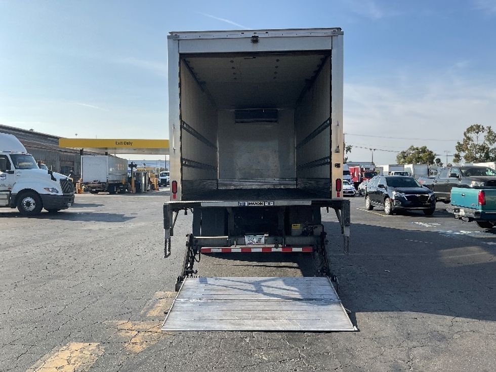 Refrigerated Truck-Light and Medium Duty Trucks-International-2020-MV607-Anaheim-CA-92,558\n\t\tmiles-$ 62,250 - Image 9