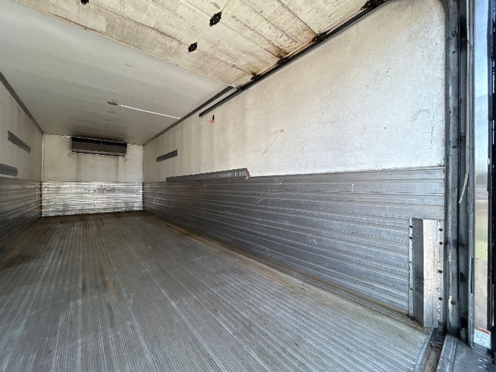 Refrigerated Truck-Light and Medium Duty Trucks-International-2020-MV607-Apopka-FL-182,039\n\t\tmiles-$ 59,750 - Image 12