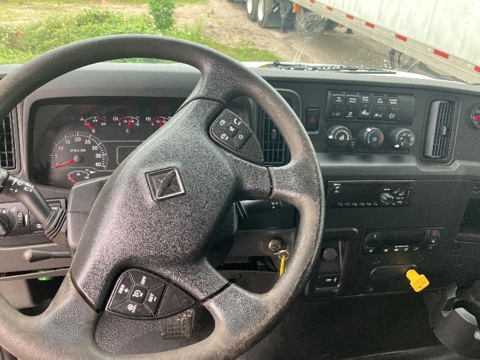 Refrigerated Truck-Light and Medium Duty Trucks-International-2020-MV607-Apopka-FL-182,039\n\t\tmiles-$ 59,750 - Image 18
