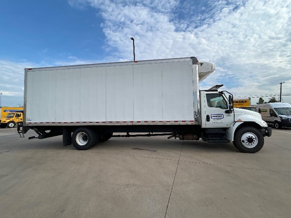 Refrigerated Truck-Light and Medium Duty Trucks-International-2020-MV607-Arlington-TX-246,915\n\t\tmiles-$ 48,000 - Image 14