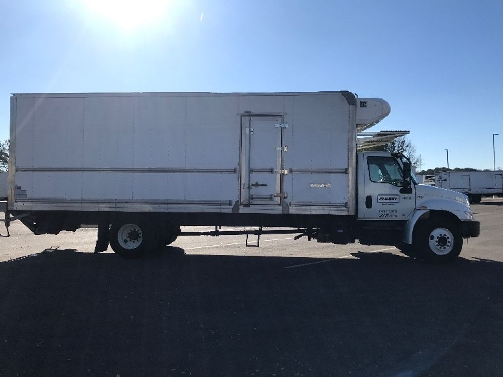 Refrigerated Truck-Light and Medium Duty Trucks-International-2020-MV607-Atlanta-GA-122,582\n\t\tmiles-$ 85,500 - Image 15