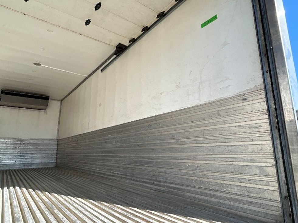 Refrigerated Truck-Light and Medium Duty Trucks-International-2020-MV607-Atlanta-GA-183,801\n\t\tmiles-$ 45,500 - Image 12