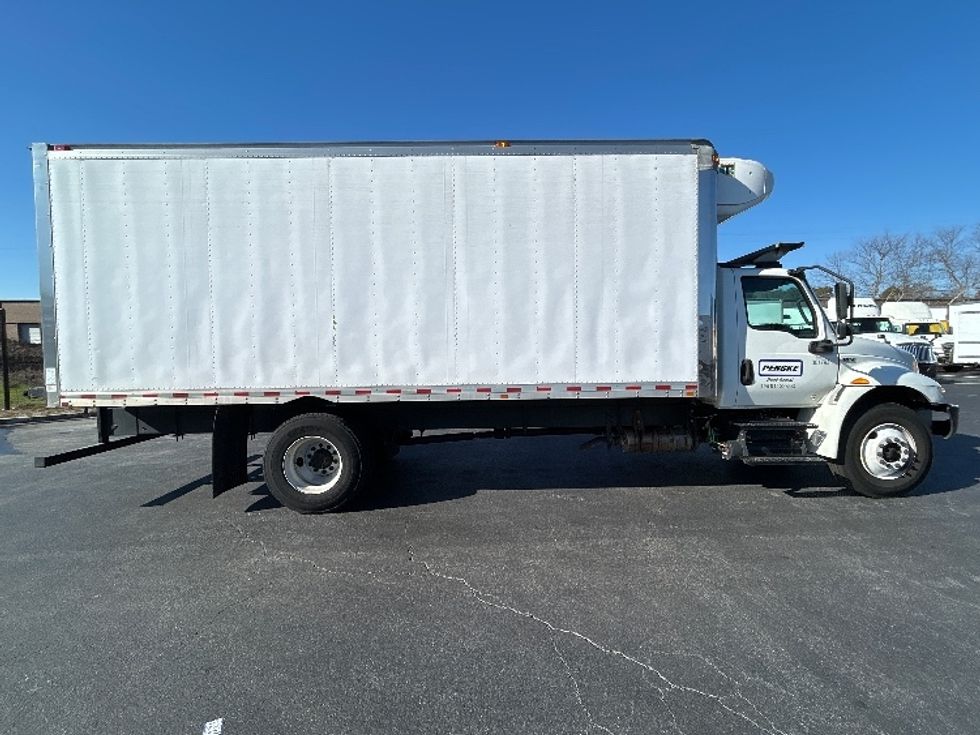 Refrigerated Truck-Light and Medium Duty Trucks-International-2020-MV607-Atlanta-GA-183,801\n\t\tmiles-$ 45,500 - Image 15