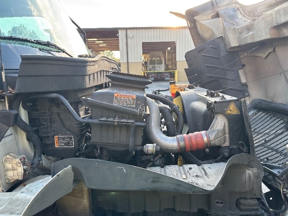 Refrigerated Truck-Light and Medium Duty Trucks-International-2020-MV607-Atlanta-GA-253,608\n\t\tmiles-$ 40,500 - Image 23