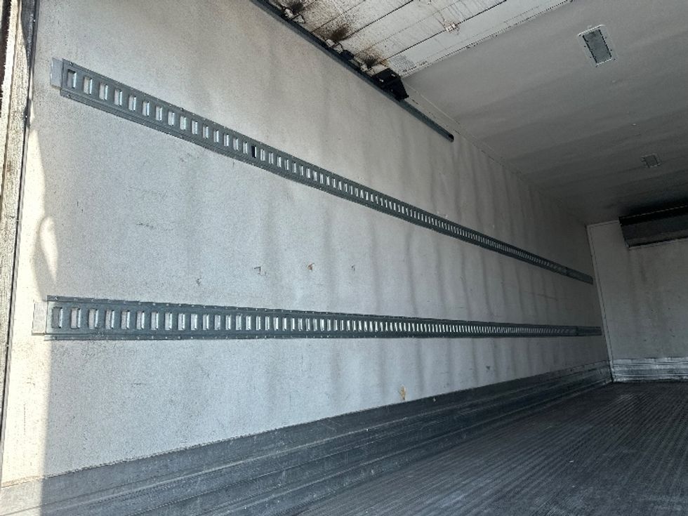 Refrigerated Truck-Light and Medium Duty Trucks-International-2020-MV607-Austin-TX-217,835\n\t\tmiles-$ 48,250 - Image 11