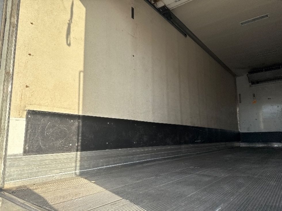 Refrigerated Truck-Light and Medium Duty Trucks-International-2020-MV607-Austin-TX-228,887\n\t\tmiles-$ 39,250 - Image 10