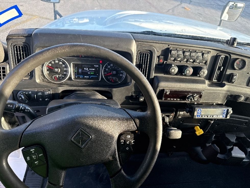 Refrigerated Truck-Light and Medium Duty Trucks-International-2020-MV607-Austin-TX-277,589\n\t\tmiles-$ 30,250 - Image 17