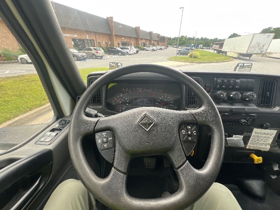 Refrigerated Truck-Light and Medium Duty Trucks-International-2020-MV607-Baltimore-MD-154,635\n\t\tmiles-$ 61,000 - Image 18