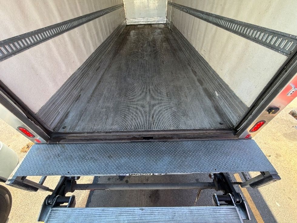 Refrigerated Truck-Light and Medium Duty Trucks-International-2020-MV607-Baltimore-MD-164,083\n\t\tmiles-$ 58,000 - Image 10