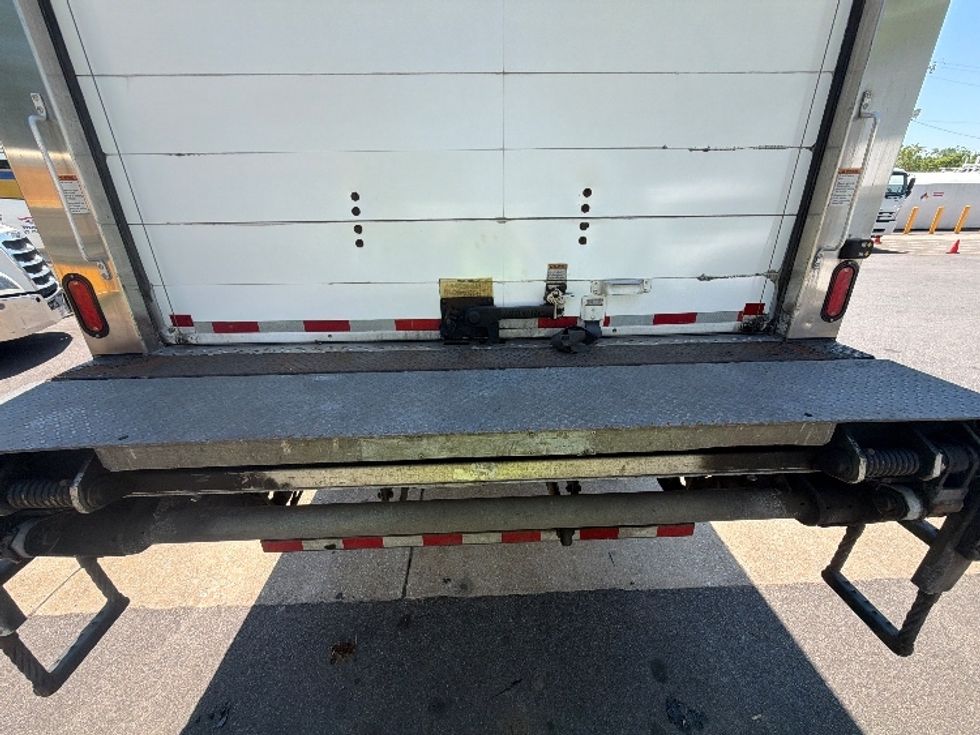 Refrigerated Truck-Light and Medium Duty Trucks-International-2020-MV607-Baltimore-MD-168,844\n\t\tmiles-$ 62,750 - Image 10