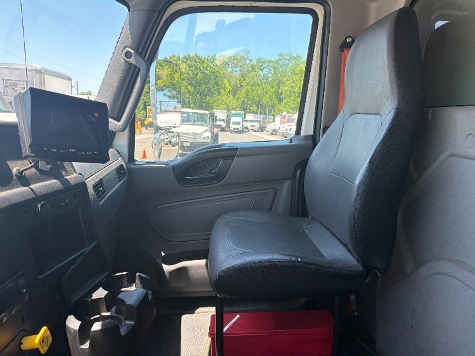 Refrigerated Truck-Light and Medium Duty Trucks-International-2020-MV607-Baltimore-MD-168,844\n\t\tmiles-$ 62,750 - Image 19