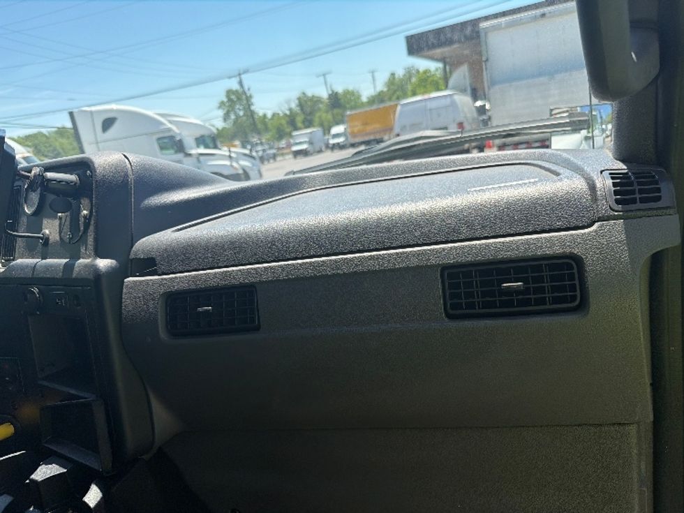Refrigerated Truck-Light and Medium Duty Trucks-International-2020-MV607-Baltimore-MD-168,844\n\t\tmiles-$ 62,750 - Image 21