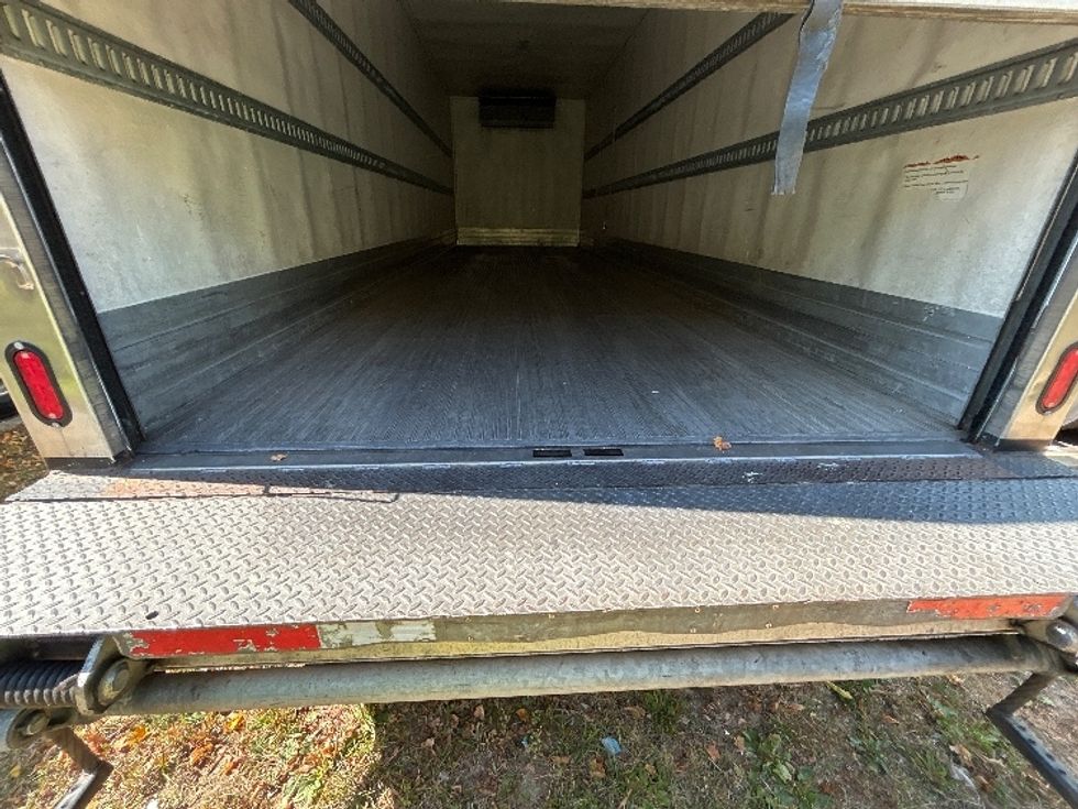 Refrigerated Truck-Light and Medium Duty Trucks-International-2020-MV607-Baltimore-MD-176,865\n\t\tmiles-$ 56,500 - Image 10