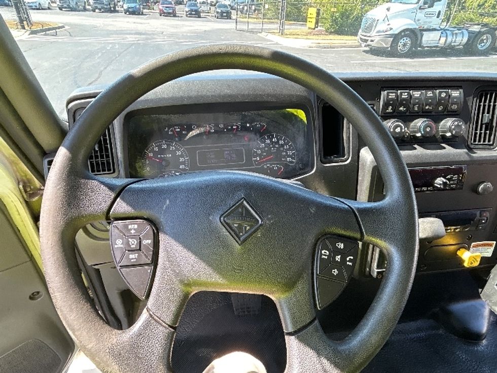 Refrigerated Truck-Light and Medium Duty Trucks-International-2020-MV607-Baltimore-MD-176,865\n\t\tmiles-$ 56,500 - Image 17