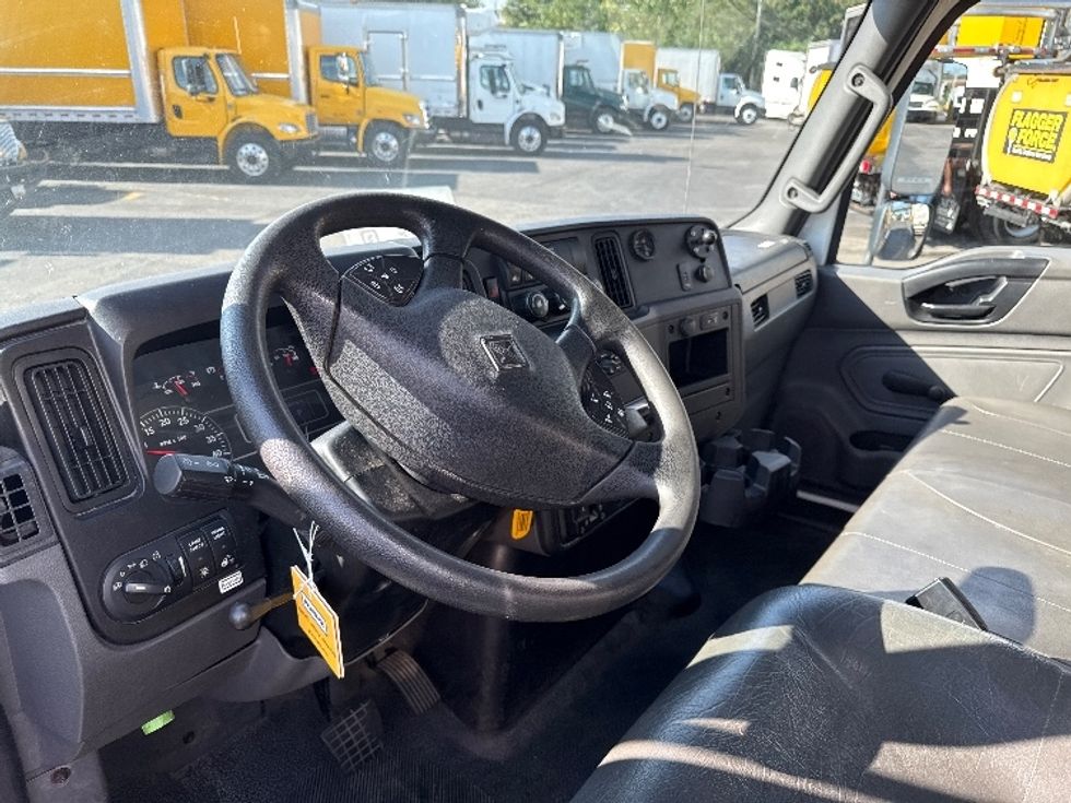 Refrigerated Truck-Light and Medium Duty Trucks-International-2020-MV607-Baltimore-MD-184,926\n\t\tmiles-$ 51,250 - Image 17