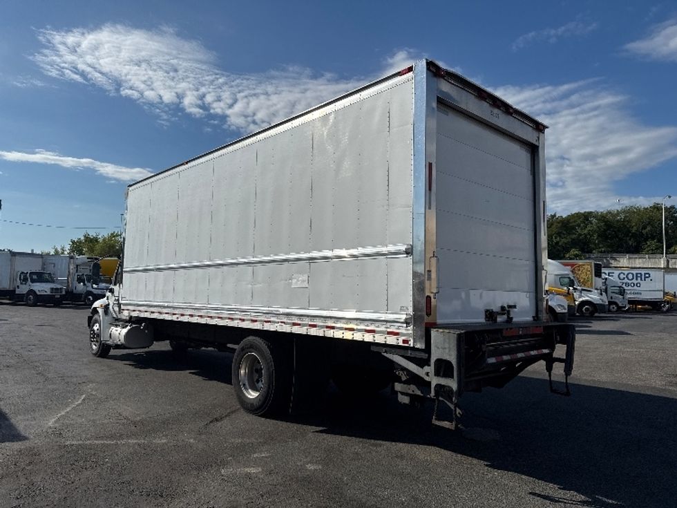 Refrigerated Truck-Light and Medium Duty Trucks-International-2020-MV607-Baltimore-MD-186,139\n\t\tmiles-$ 53,500 - Image 6