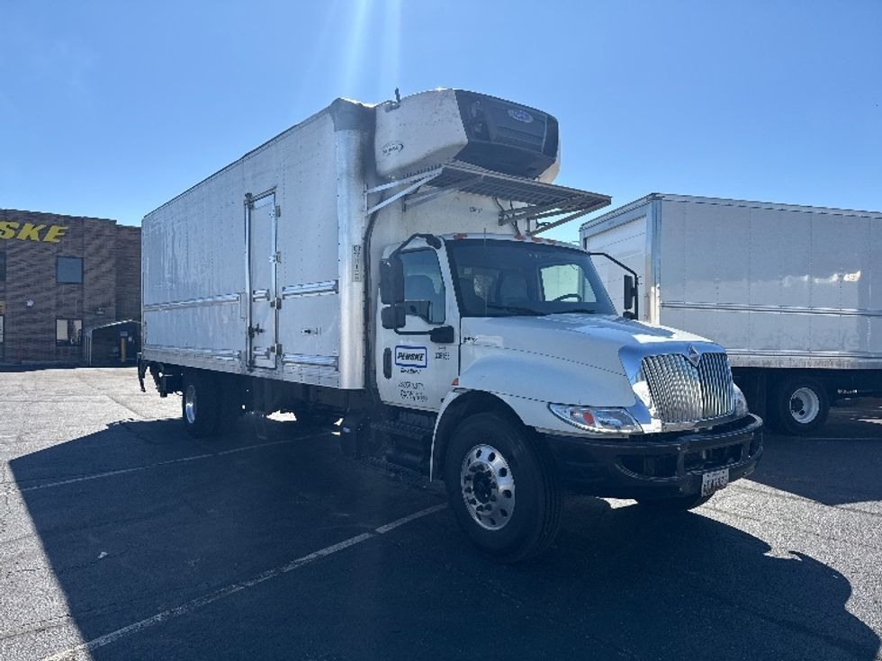 Refrigerated Truck-Light and Medium Duty Trucks-International-2020-MV607-Baltimore-MD-210,963\n\t\tmiles-$ 48,500 - Image 1