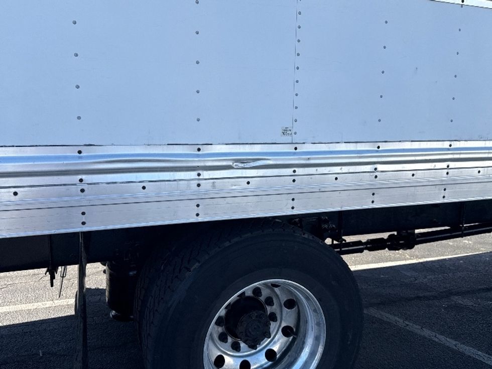 Refrigerated Truck-Light and Medium Duty Trucks-International-2020-MV607-Baltimore-MD-210,963\n\t\tmiles-$ 48,500 - Image 26
