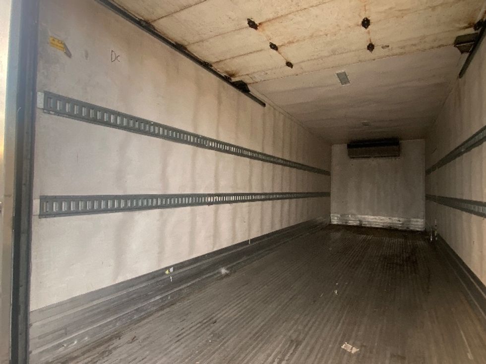 Refrigerated Truck-Light and Medium Duty Trucks-International-2020-MV607-Baltimore-MD-218,593\n\t\tmiles-$ 53,000 - Image 11