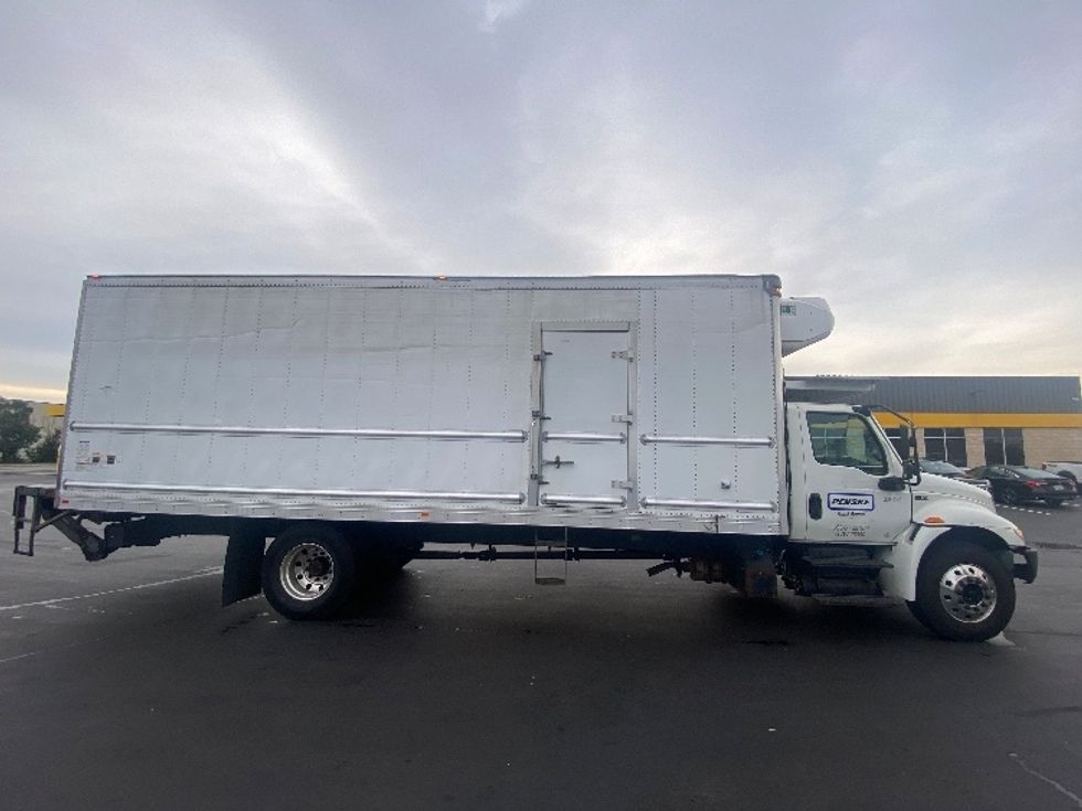 Refrigerated Truck-Light and Medium Duty Trucks-International-2020-MV607-Baltimore-MD-218,593\n\t\tmiles-$ 53,000 - Image 15