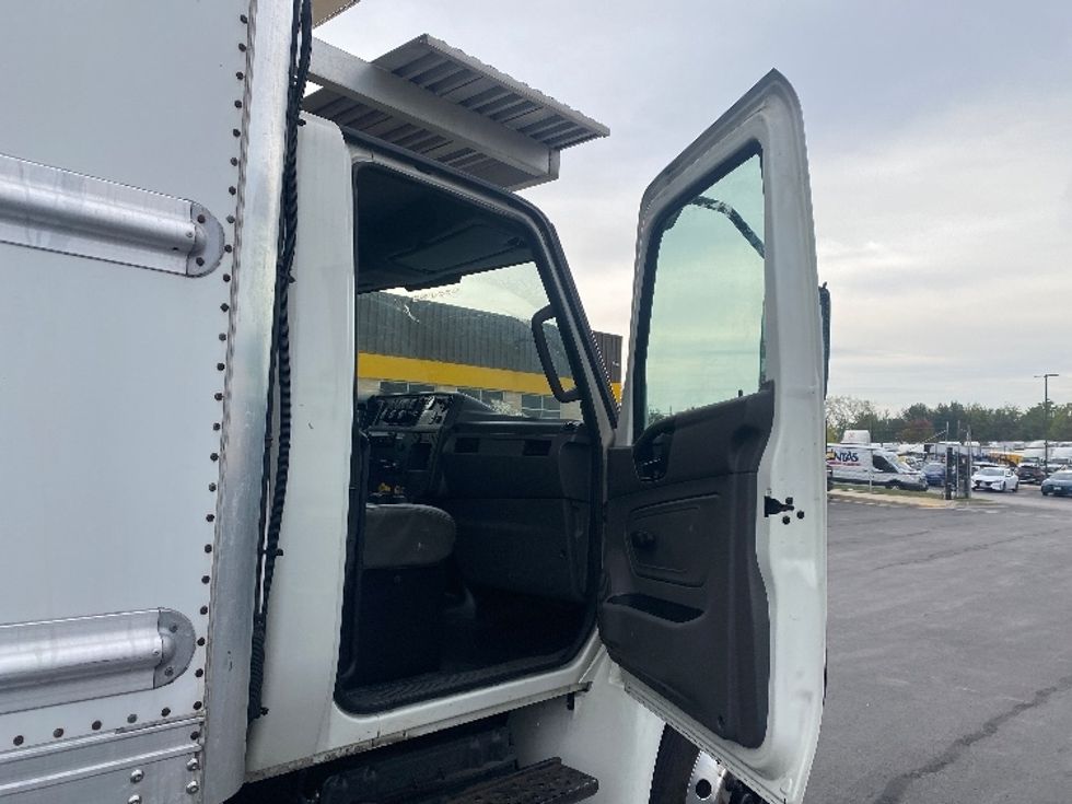 Refrigerated Truck-Light and Medium Duty Trucks-International-2020-MV607-Baltimore-MD-218,593\n\t\tmiles-$ 53,000 - Image 20