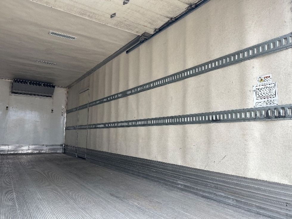 Refrigerated Truck-Light and Medium Duty Trucks-International-2020-MV607-Beaumont-TX-163,512\n\t\tmiles-$ 54,500 - Image 12