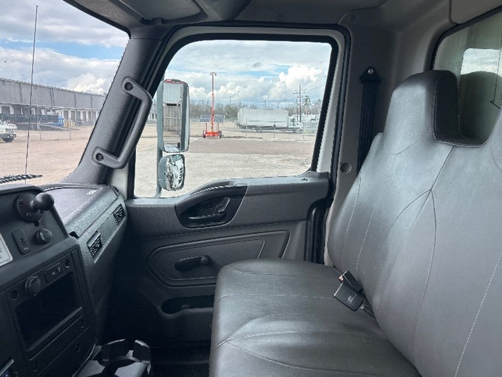 Refrigerated Truck-Light and Medium Duty Trucks-International-2020-MV607-Beaumont-TX-163,512\n\t\tmiles-$ 54,500 - Image 19