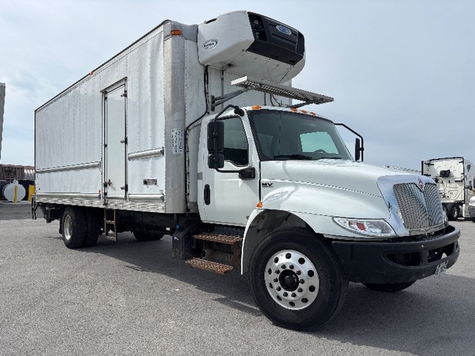 Refrigerated Truck-Light and Medium Duty Trucks-International-2020-MV607-Belleville-ON-256,350\n\t\tkm-$ 64,750 - Image 1