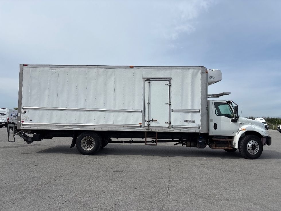 Refrigerated Truck-Light and Medium Duty Trucks-International-2020-MV607-Belleville-ON-256,350\n\t\tkm-$ 64,750 - Image 15