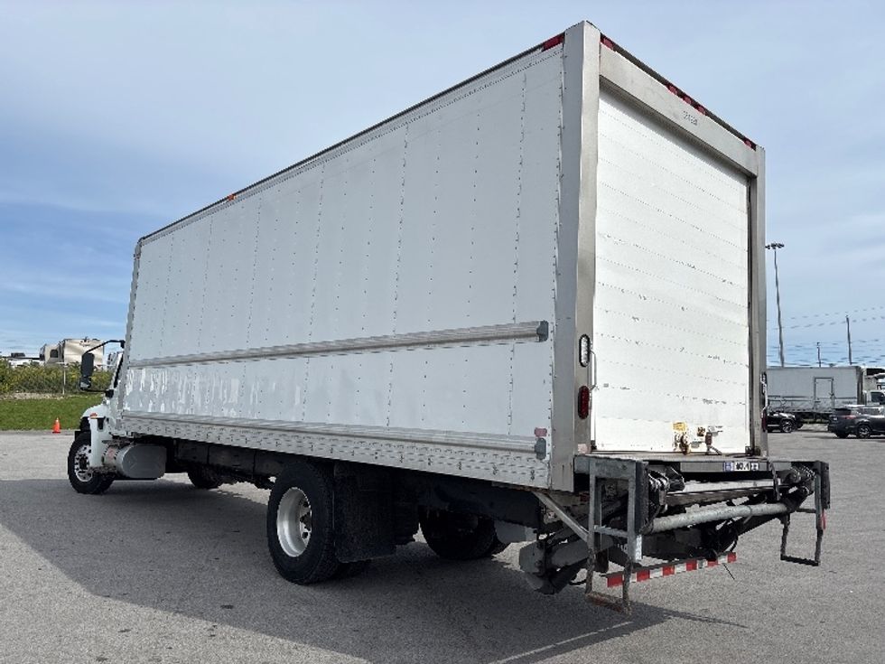 Refrigerated Truck-Light and Medium Duty Trucks-International-2020-MV607-Belleville-ON-256,350\n\t\tkm-$ 64,750 - Image 6