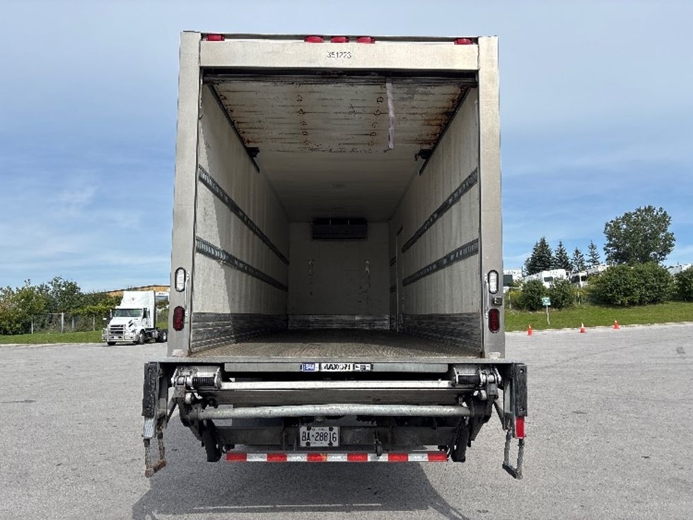 Refrigerated Truck-Light and Medium Duty Trucks-International-2020-MV607-Belleville-ON-256,350\n\t\tkm-$ 64,750 - Image 8