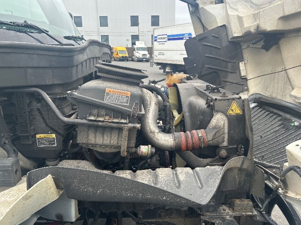 Refrigerated Truck-Light and Medium Duty Trucks-International-2020-MV607-Braintree-MA-160,924\n\t\tmiles-$ 49,500 - Image 23