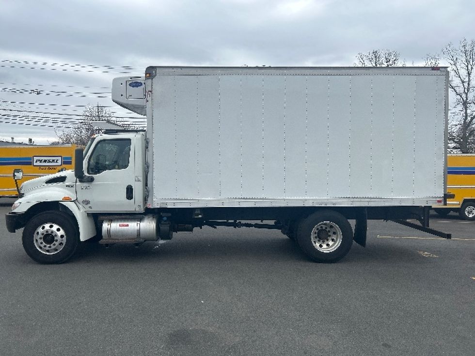 Refrigerated Truck-Light and Medium Duty Trucks-International-2020-MV607-Braintree-MA-160,924\n\t\tmiles-$ 49,500 - Image 4