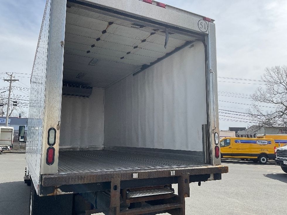 Refrigerated Truck-Light and Medium Duty Trucks-International-2020-MV607-Braintree-MA-180,532\n\t\tmiles-$ 47,250 - Image 12